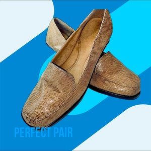 Aerosoles NEW  loafer womens Size 9  flat slip on